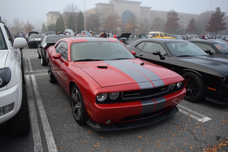 Illustration for article titled I went to Caffeine and Octane this morning and walked around some Challengers ...